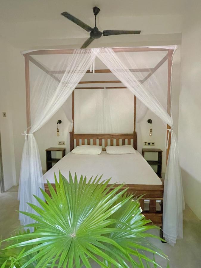 Albergue Waypoint Arugam Bay Exterior foto