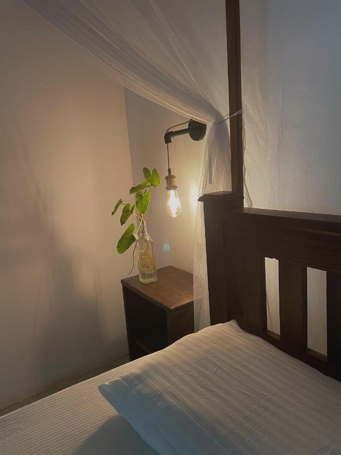 Albergue Waypoint Arugam Bay Exterior foto